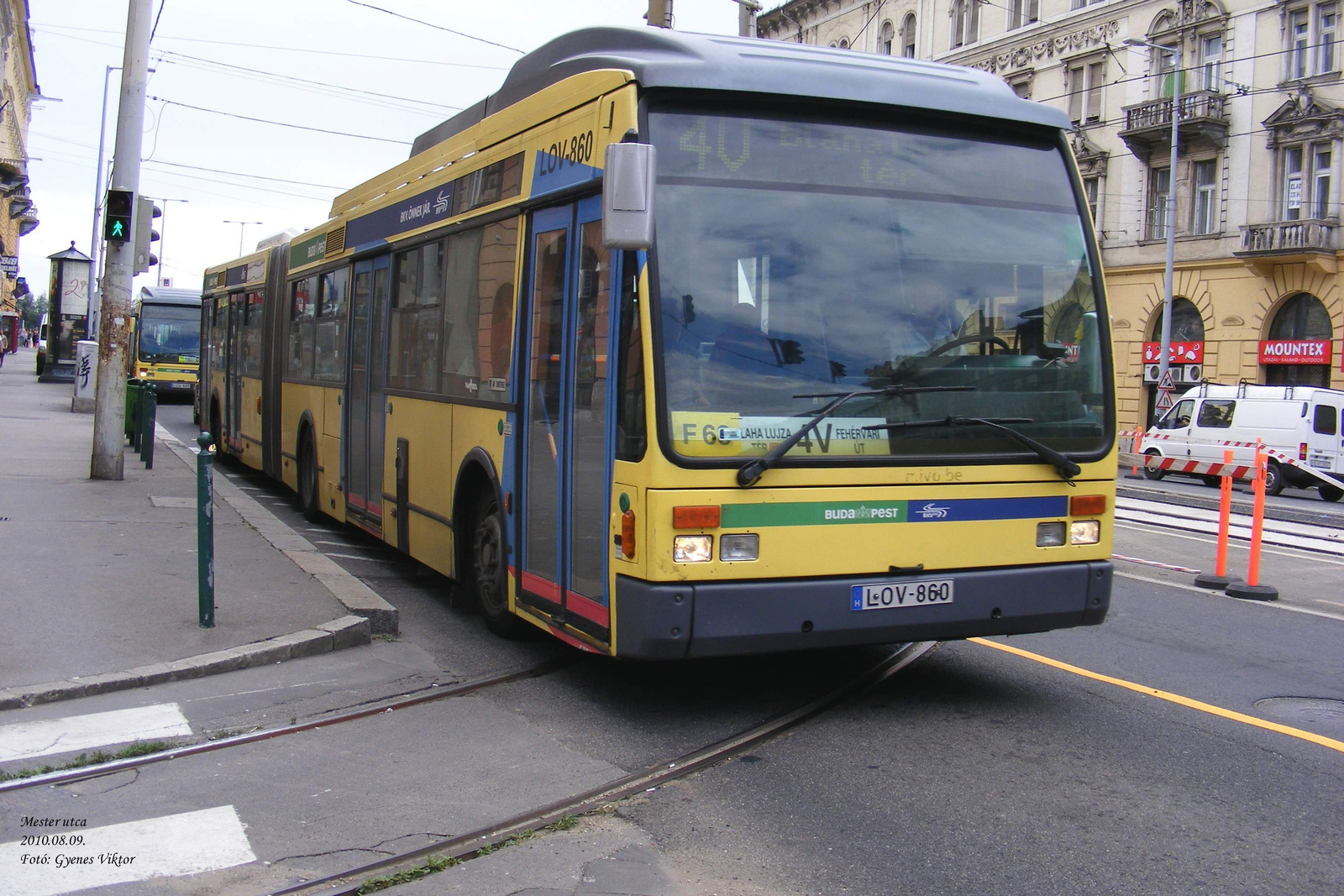 Busz LOV-860 2
