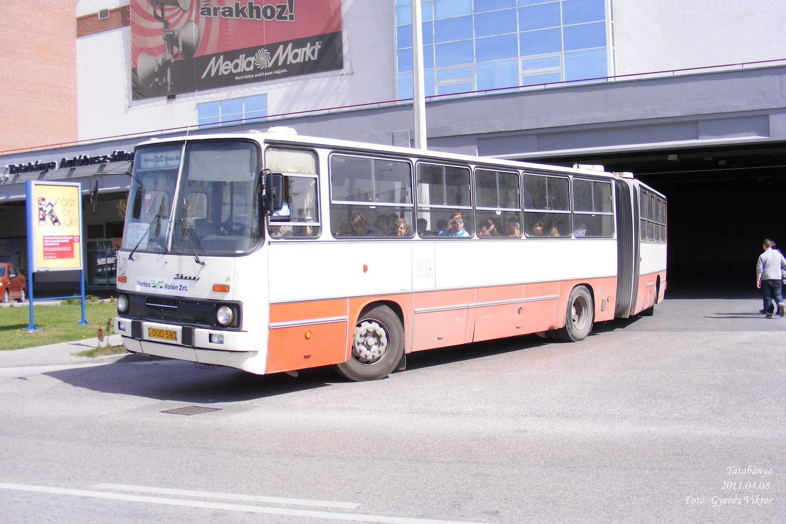 Ikarus 280-DUD-590 2