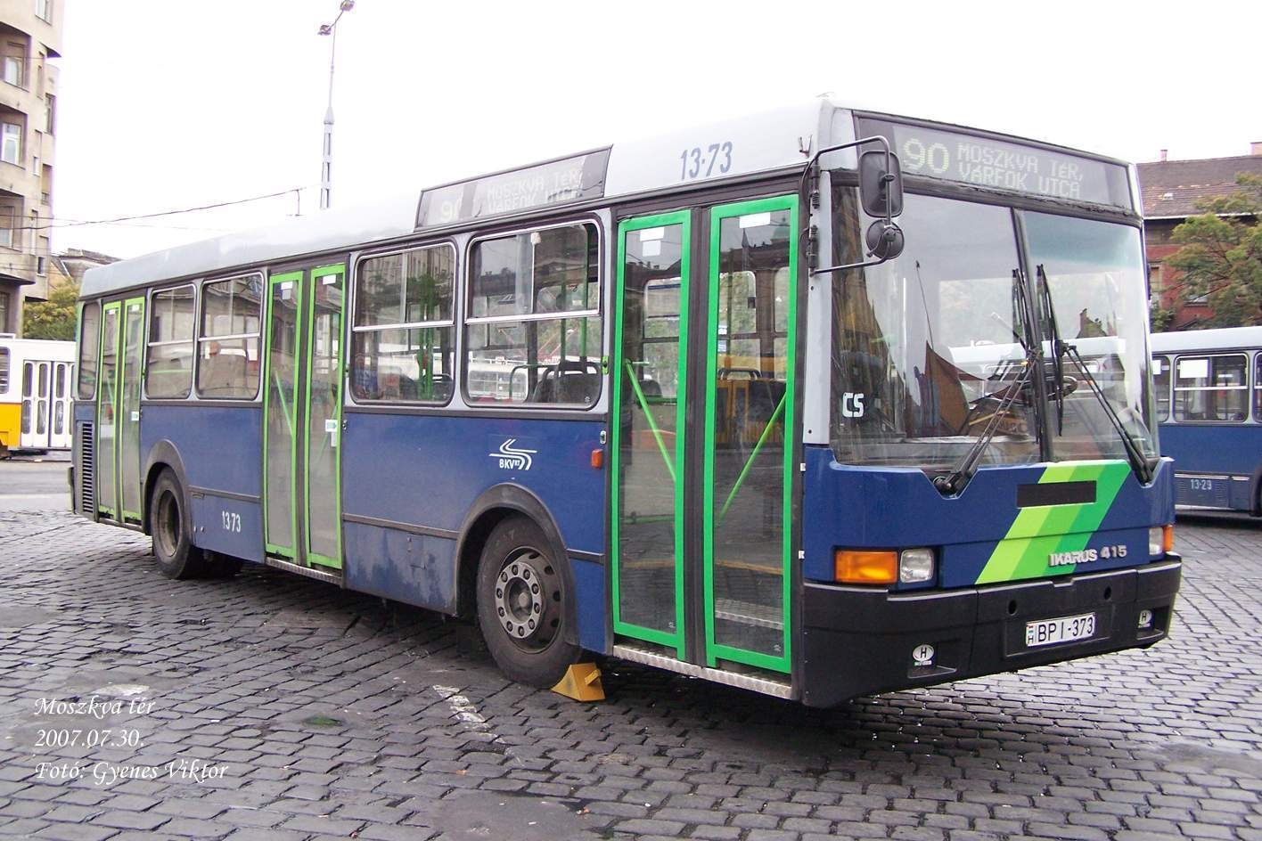 Busz BPI-373