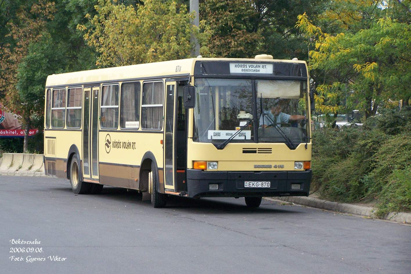 Ikarus 415-EKG-870