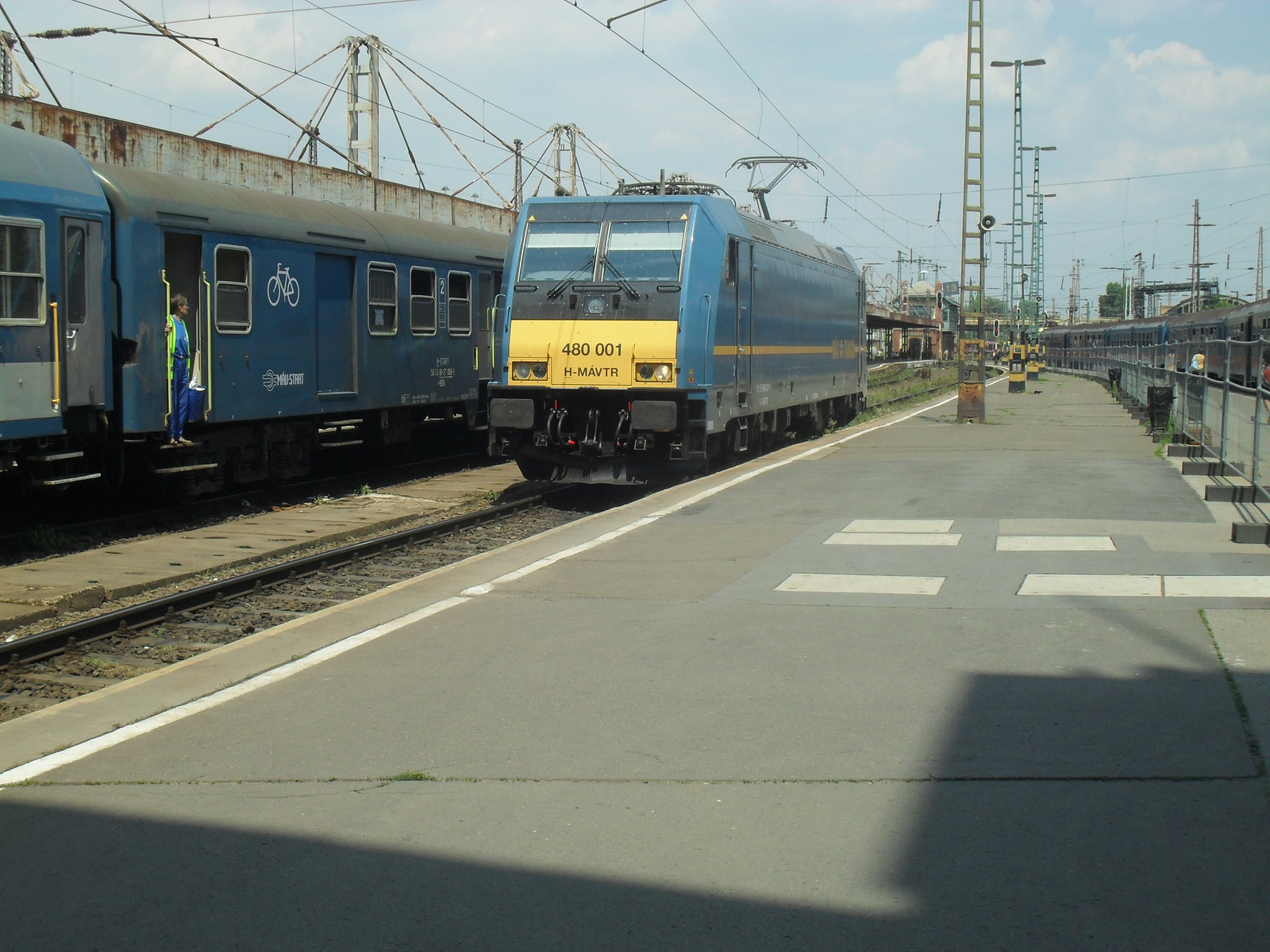 480 001 H-MÁVTR