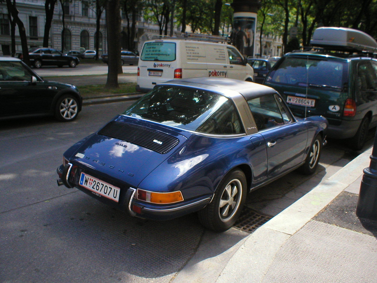 Porsche 911S 2